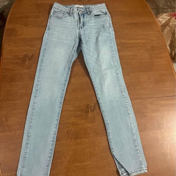 forever 21 jeans womens 24” waist - Picture 1 of 4
